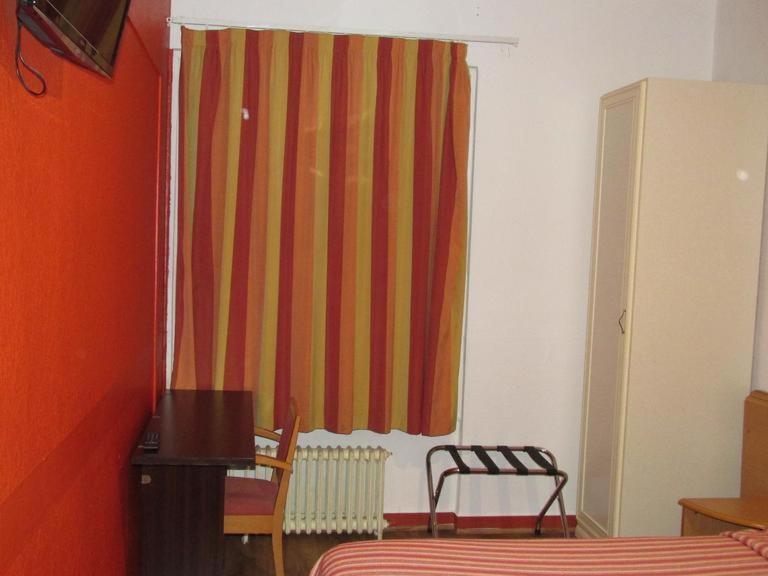 Pictav Hotel Poitiers Esterno foto